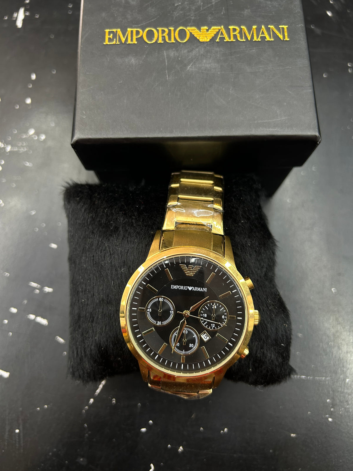 Relógio Empório Armani Gold Dourado com Preto