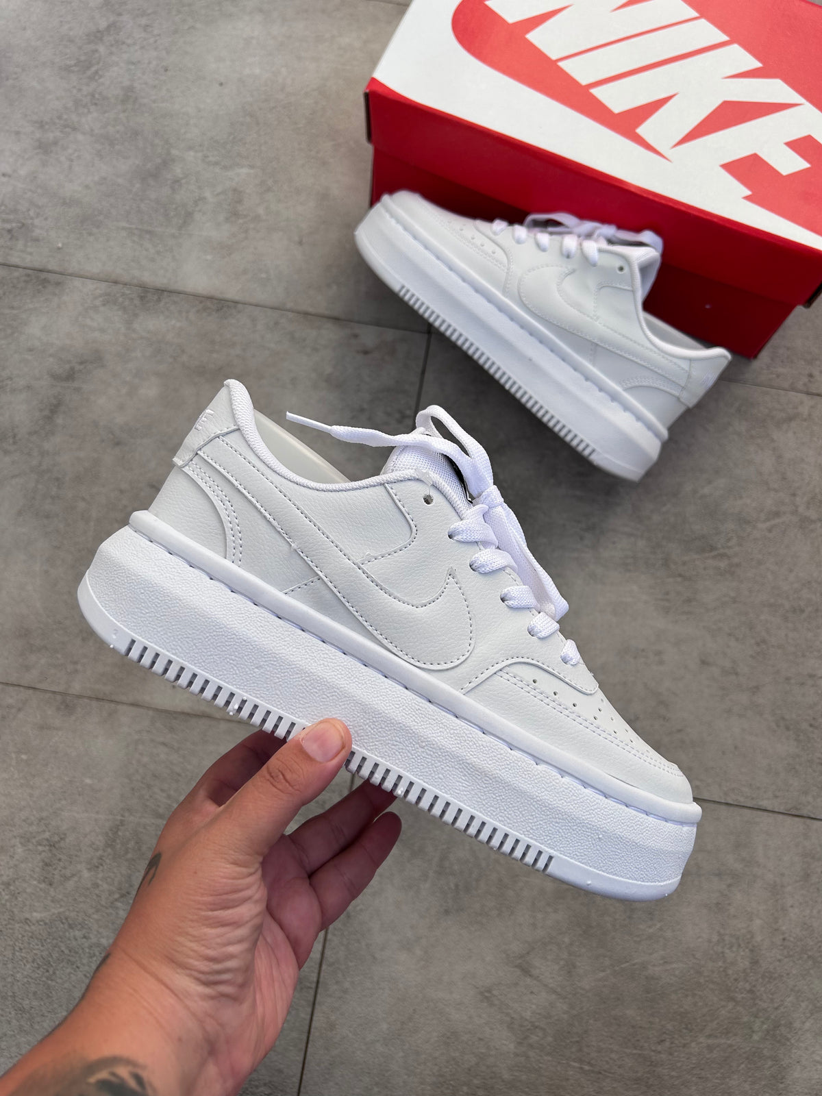 Tênis Nike Court vision Low branco plataforma feminino