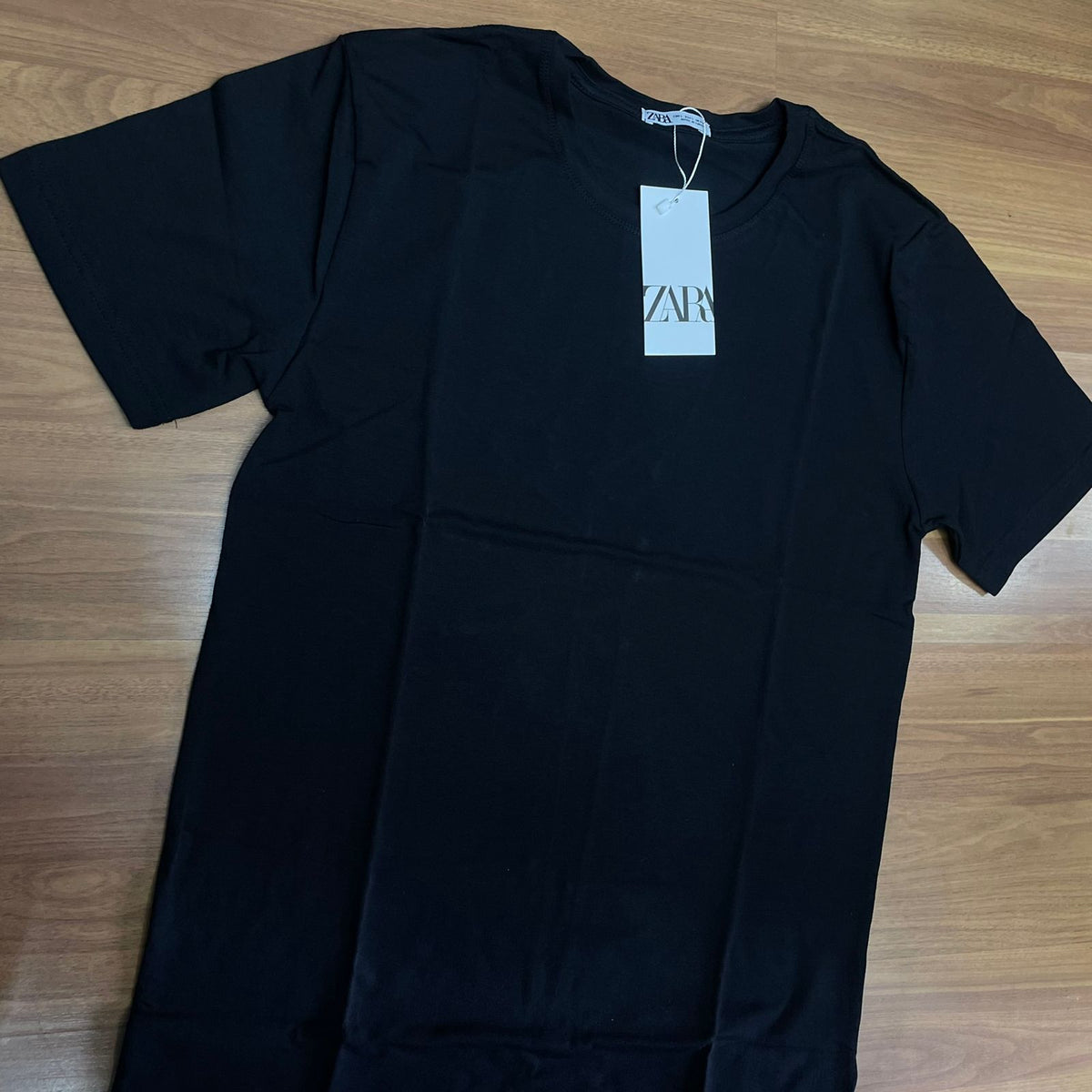 Camiseta Grife Básica Preta Padrão Zara Confort Malha Alta Tecnologia