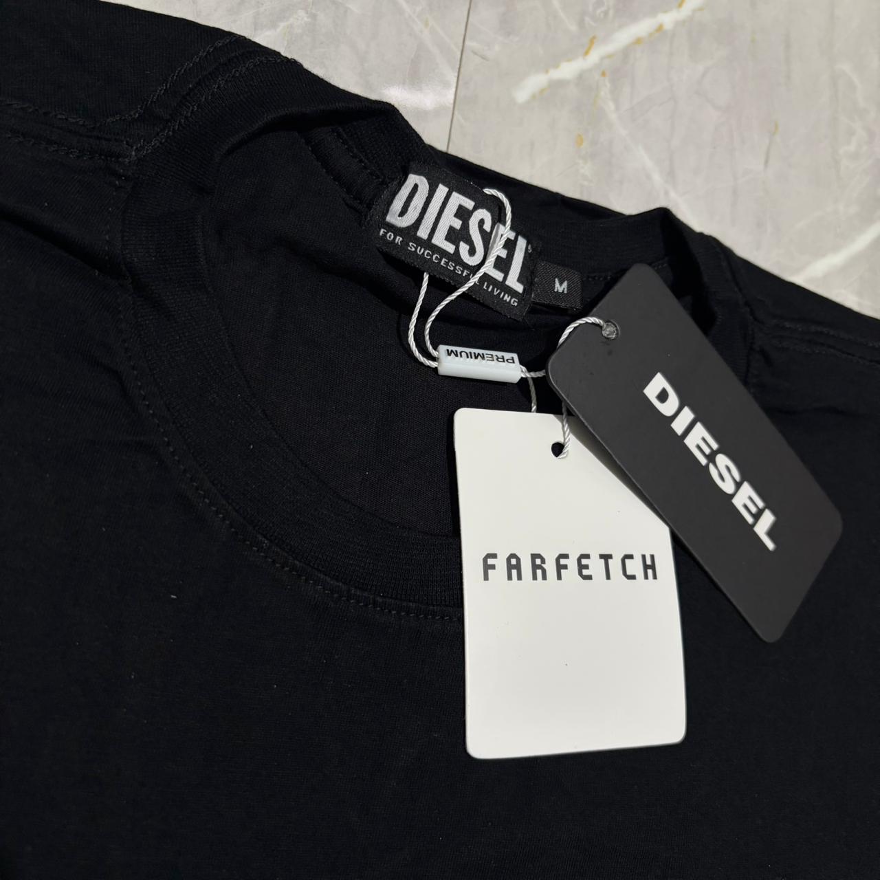 Camiseta Grife DIESEL Preta com Logo Tonal Texturizado