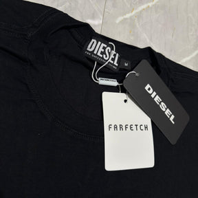 Camiseta Grife DIESEL Preta com Logo Tonal Texturizado