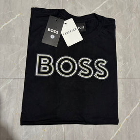 Camiseta Grife BOSS Preta com Logotipo Duplo Contorno